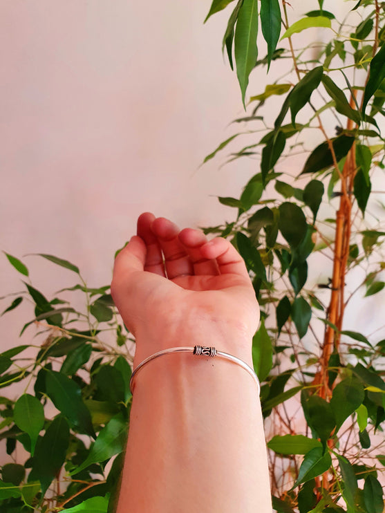 Bali Boho Silver Bracelet / Labradorite / Bangle / Ethnic / Rustic / Bohemian / Hippie / Gypsy / Psy / Adjustable