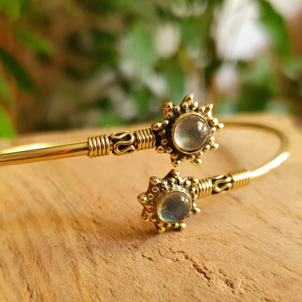 Labradorite Bracelet / Brass bali flower Bangle / Ethnic / Rustic / Bohemian / Hippie / Gypsy / Psy / Adjustable
