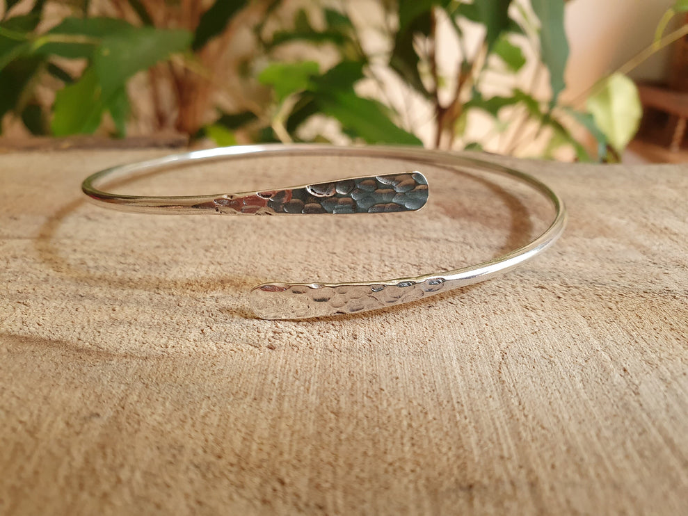 Hammered Silver Arm Bracelet / Boho / Tribal / Spiral / Bangle/ Ethnic / Rustic / Bohemian / Hippie / Body jewellery / Psy / Adjustable