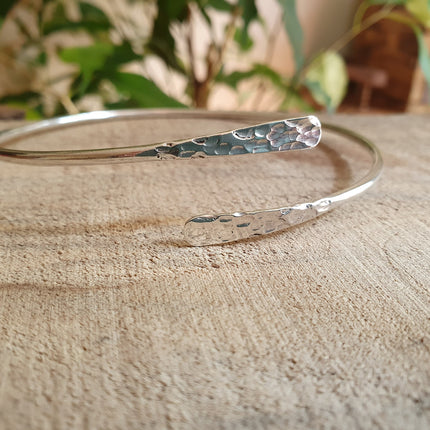 Hammered Silver Arm Bracelet / Boho / Tribal / Spiral / Bangle/ Ethnic / Rustic / Bohemian / Hippie / Body jewellery / Psy / Adjustable