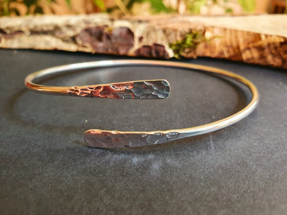 Hammered Silver Arm Bracelet / Boho / Tribal / Spiral / Bangle/ Ethnic / Rustic / Bohemian / Hippie / Body jewellery / Psy / Adjustable