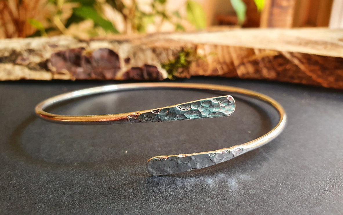 Hammered Silver Arm Bracelet / Boho / Tribal / Spiral / Bangle/ Ethnic / Rustic / Bohemian / Hippie / Body jewellery / Psy / Adjustable