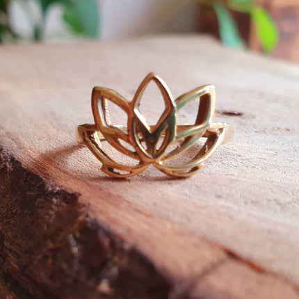 Brass Lotus Flower Ring / Boho / Buddha / Flower / Ethnic / Rustic / Tribal / Gypsy / Festival / Indian / Healing / Festival