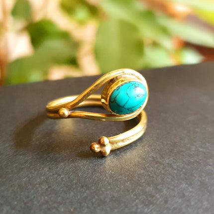 Ethnic style Brass & Turquoise Ring / Adjustable / Boho / Bohemian / Psy / Rustic / Tribal / Gypsy / Festival / Healing / Festival