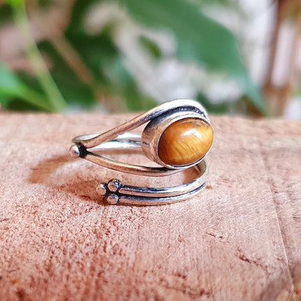 Ethnic style Silver & Tiger Eye Ring / Adjustable / Boho / Bohemian / Psy / Rustic / Tribal / Gypsy / Festival / Healing / Festival