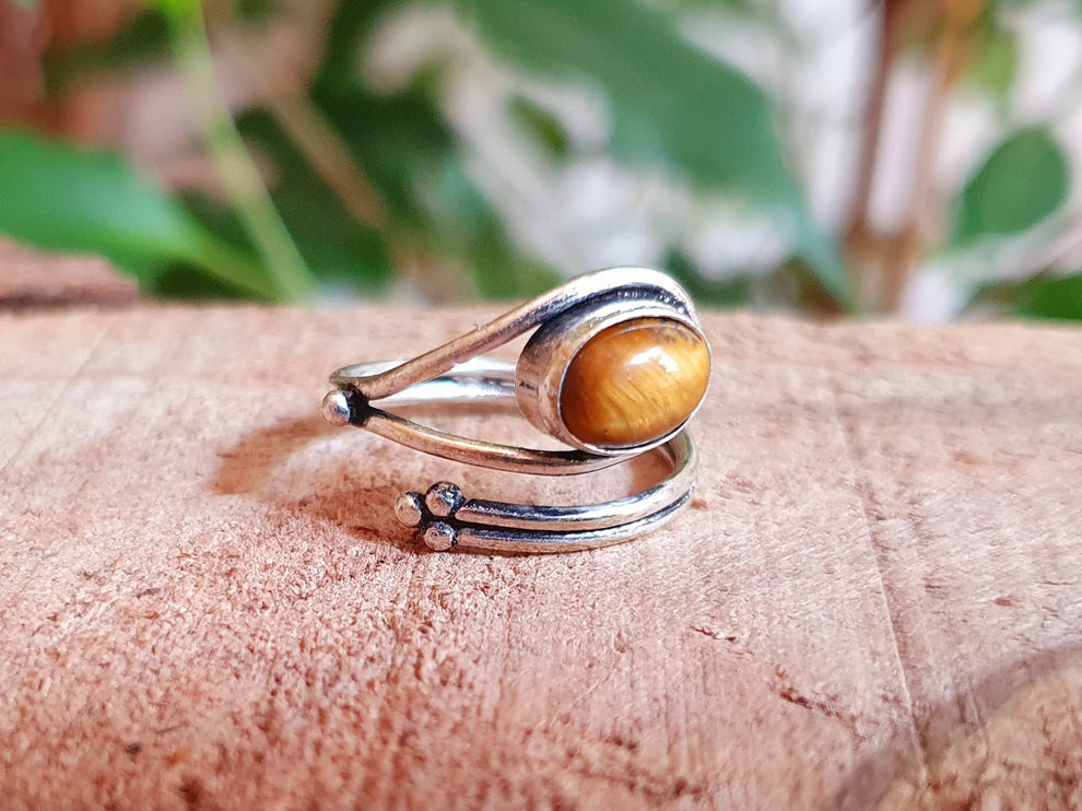 Ethnic style Silver & Tiger Eye Ring / Adjustable / Boho / Bohemian / Psy / Rustic / Tribal / Gypsy / Festival / Healing / Festival