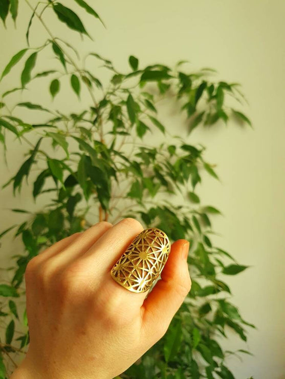 Large Geometric Stars Brass Ring / Boho / Ethnic / Rustic / Festival / Tribal / Hippie / Gypsy / Psy / Thumb / Psy