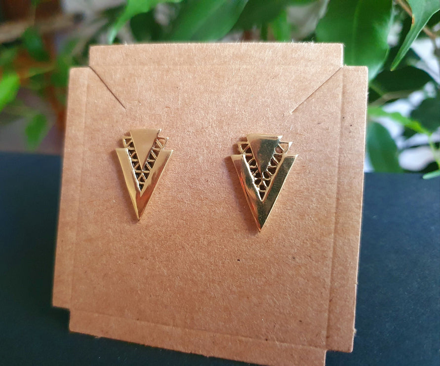 Contemporary Minimalist Gold Triangle Stud Earrings / Geometric Chic Ethnic Boho Bohemian Chic Gypsy Spiral Hippie Festival