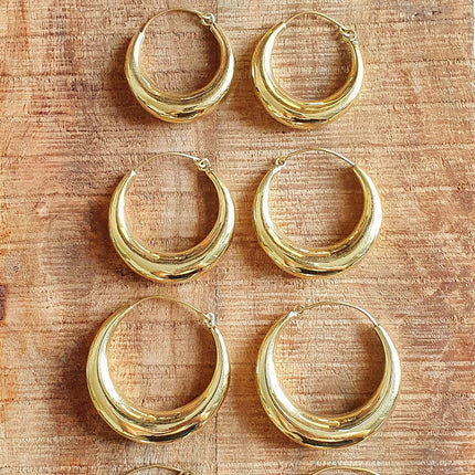 Chunky Gold Hoop Earrings / Chunky Hoops / Huggie Hoops / Brass / Ethnic / Vintage / Boho / Rustic / Gypsy / Spiral / Hippie / Bohemian