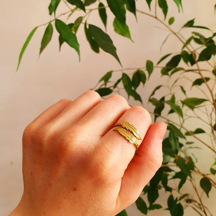 Brass Feather Boho Ring / Ethnic / Rustic / Festival / Tribal / Blue / Hippie / Gypsy / Psy / Stone / Feather ring / Feather jewellery