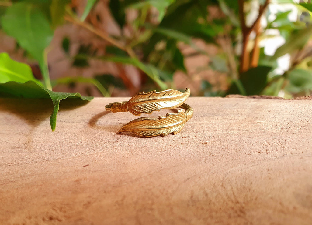 Brass Feather Boho Ring / Ethnic / Rustic / Festival / Tribal / Blue / Hippie / Gypsy / Psy / Stone / Feather ring / Feather jewellery