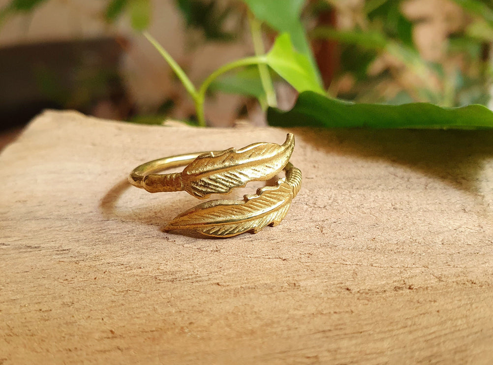 Brass Feather Boho Ring / Ethnic / Rustic / Festival / Tribal / Blue / Hippie / Gypsy / Psy / Stone / Feather ring / Feather jewellery