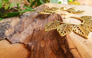 Ear Cuff Brass Leaf design / Tribal / Boho / Costume / Fancy Dress / Cosplay / Festival Jewellery / Indian /