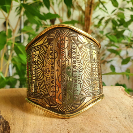 Aztec Brass Cuff Bracelet / Tribal / Inca / Mens / Unisex / Boho / Ethnic / Rustic / Bohemian / Hippie / Gypsy / Jewellery / Adjustable