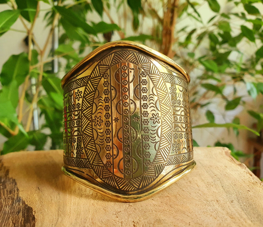 Aztec Brass Cuff Bracelet / Tribal / Inca / Mens / Unisex / Boho / Ethnic / Rustic / Bohemian / Hippie / Gypsy / Jewellery / Adjustable