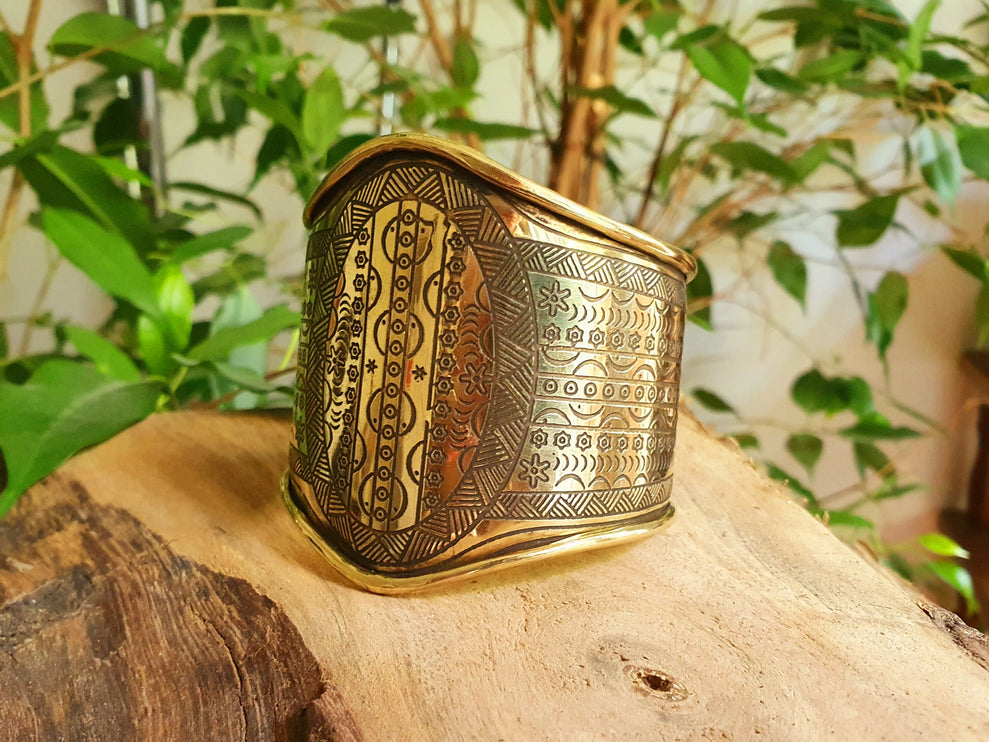 Aztec Brass Cuff Bracelet / Tribal / Inca / Mens / Unisex / Boho / Ethnic / Rustic / Bohemian / Hippie / Gypsy / Jewellery / Adjustable