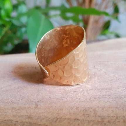 Hammered Boho Brass Ring / Bohemian / Ethnic / Psy / Rustic / Tribal / Gypsy / Festival / Healing / Festival