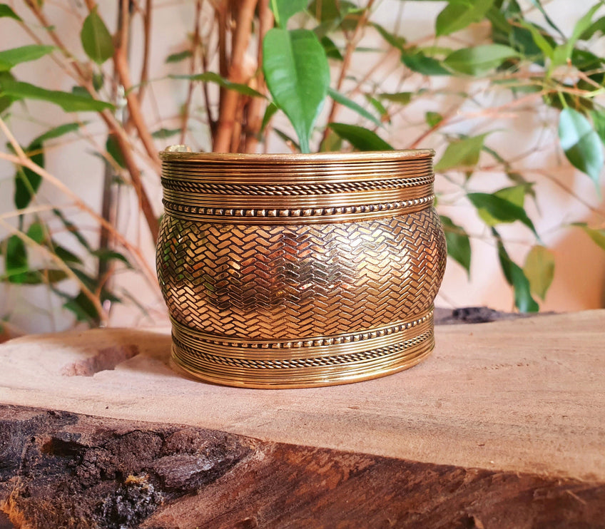 Textured Brass Cuff Bracelet / Tribal / Hammered / Boho / Ethnic / Rustic / Bohemian / Hippie / Gypsy / Jewellery / Adjustable / Unisex /