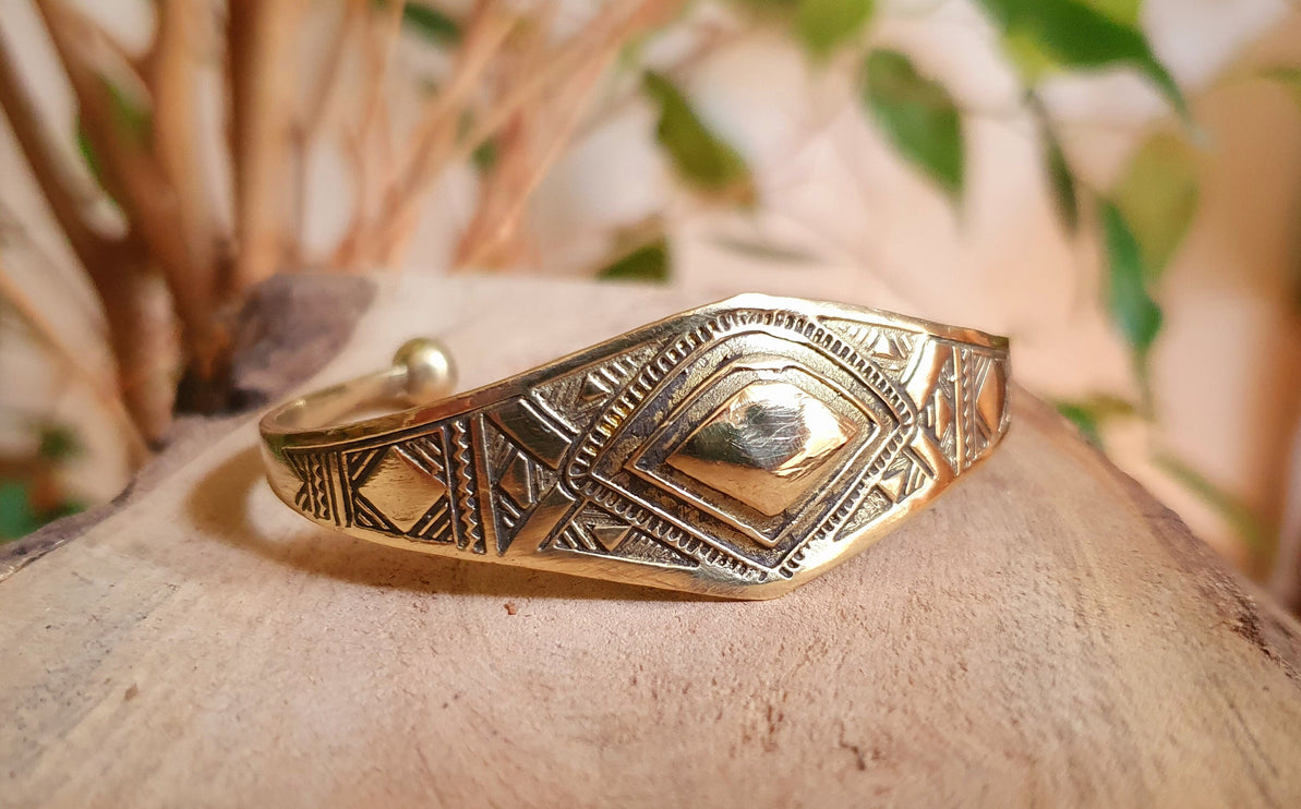 Tuareg Brass Bracelet / Bangle / Cuff / Unisex / Boho / Ethnic / Rustic / Bohemian / Hippie / Gypsy / Geometric /