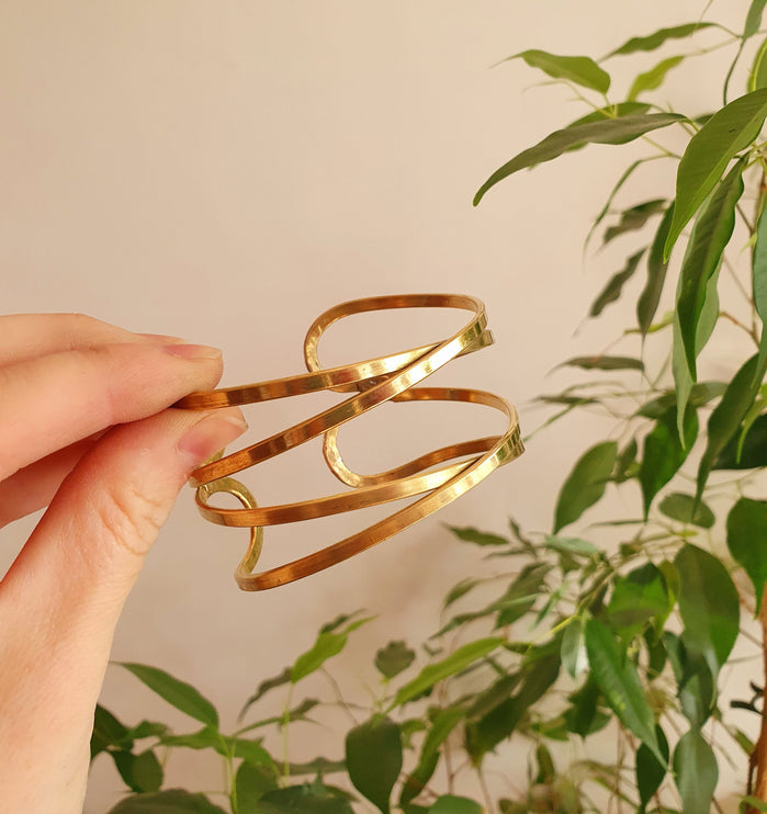 Cuff Brass Bracelet / Hammered style / Bangle / Boho / Ethnic / Rustic / Bohemian / Hippie / Gypsy / Jewellery /