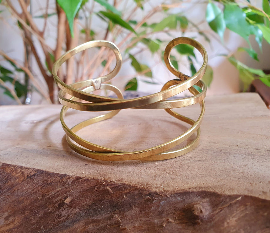 Cuff Brass Bracelet / Hammered style / Bangle / Boho / Ethnic / Rustic / Bohemian / Hippie / Gypsy / Jewellery /