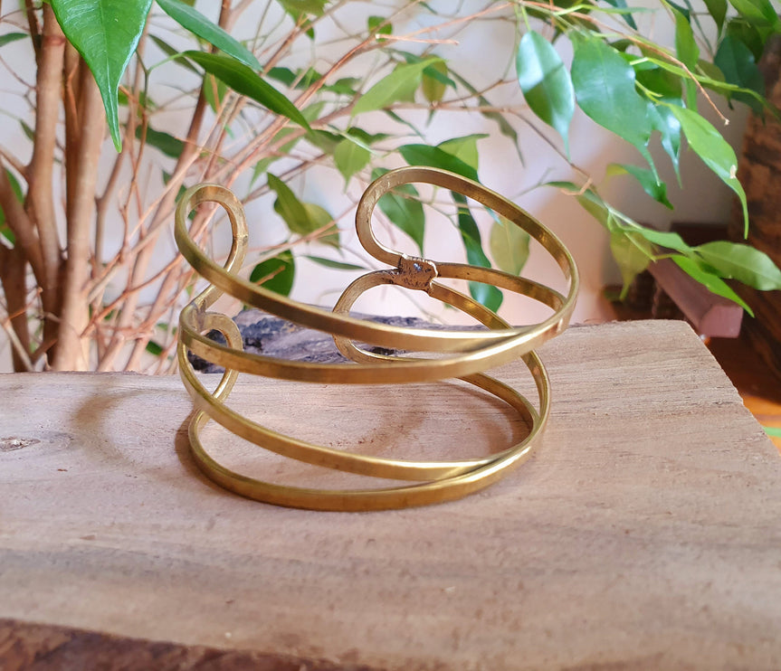 Cuff Brass Bracelet / Hammered style / Bangle / Boho / Ethnic / Rustic / Bohemian / Hippie / Gypsy / Jewellery /