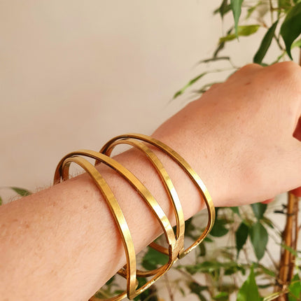 Cuff Brass Bracelet / Hammered style / Bangle / Boho / Ethnic / Rustic / Bohemian / Hippie / Gypsy / Jewellery /