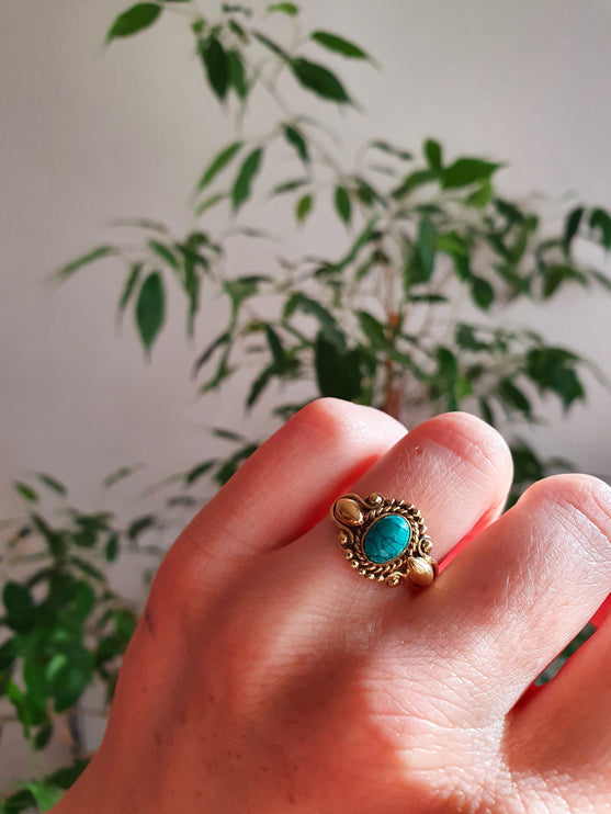 Boho Turquoise Brass Ring / Ethnic / Rustic / Festival / Tribal / Blue / Hippie / Gypsy / Psy / Stone / Healing