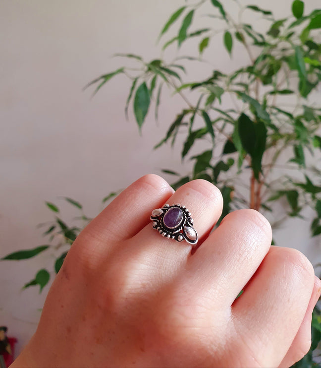 Ethnic style Silver & Amethyst Ring / Moon / Boho / Bohemian / Psy / Rustic / Tribal / Gypsy / Festival / Healing / Festival