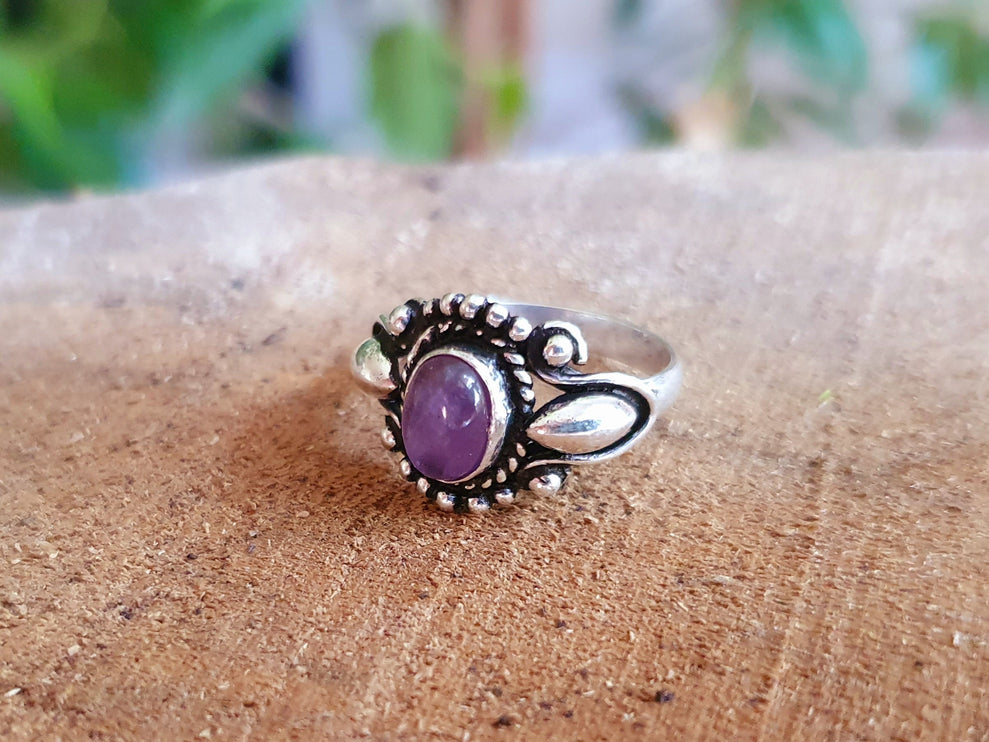 Ethnic style Silver & Amethyst Ring / Moon / Boho / Bohemian / Psy / Rustic / Tribal / Gypsy / Festival / Healing / Festival