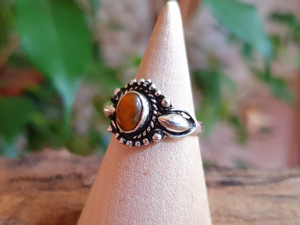 Bohemian style Tiger Eye and Silver Ring / Hippie / Boho / Ethnic / Rustic / Tribal / Gypsy / Festival / Healing / Festival / Small