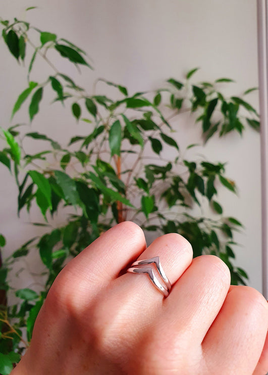 Wishbone Chevron Boho Silver Ring / Boho / Stacking Ring / Bohemian / Psy / Rustic / Tribal / Gypsy / Festival / Healing / Festival