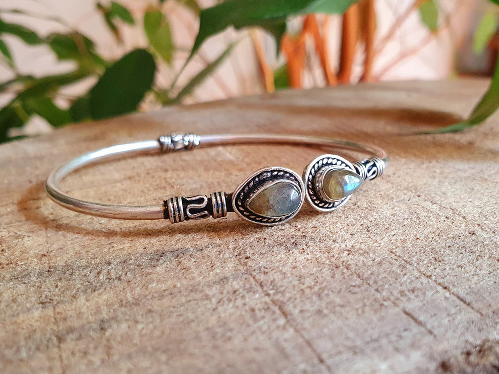 Bali Boho Silver Bracelet / Labradorite / Bangle / Ethnic / Rustic / Bohemian / Hippie / Gypsy / Psy / Adjustable