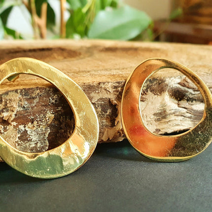 Contemporary Raw Brass Minimalist Circle Stud Earrings / Geometric Chic Ethnic Boho Bohemian Chic Gypsy Spiral Hippie Festival