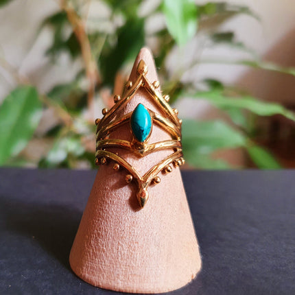 Bohemian style Turquoise and Brass Ring / Hippie / Boho / Ethnic / Rustic / Tribal / Gypsy / Festival / Healing / Festival / Birth Stone