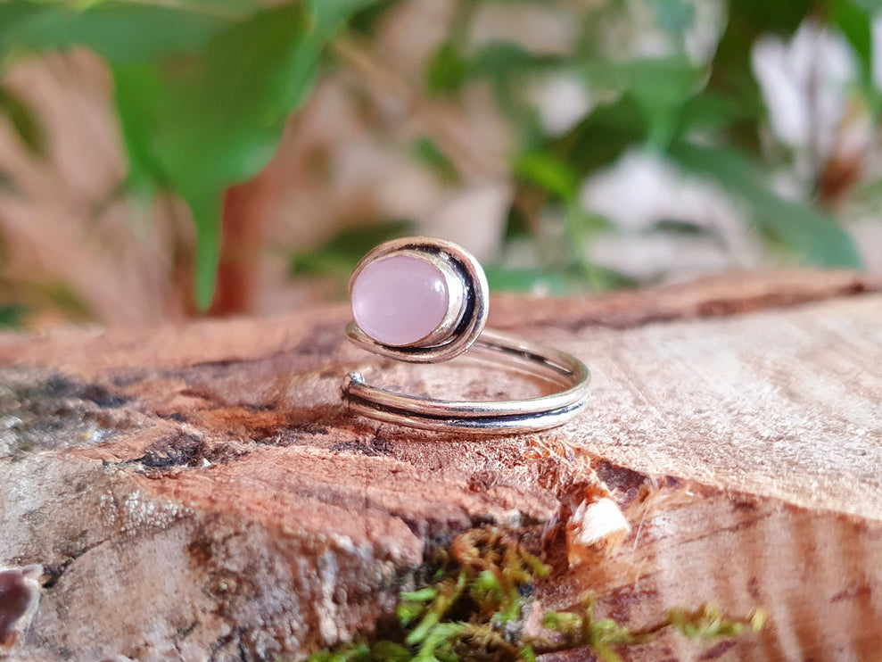 Ethnic style Silver & Rose Quartz Ring / Adjustable / Boho / Bohemian / Psy / Rustic / Tribal / Gypsy / Festival / Healing / Festival