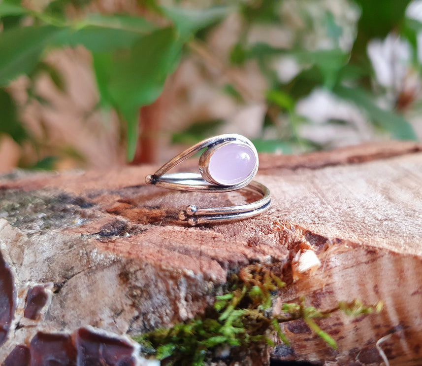 Ethnic style Silver & Rose Quartz Ring / Adjustable / Boho / Bohemian / Psy / Rustic / Tribal / Gypsy / Festival / Healing / Festival