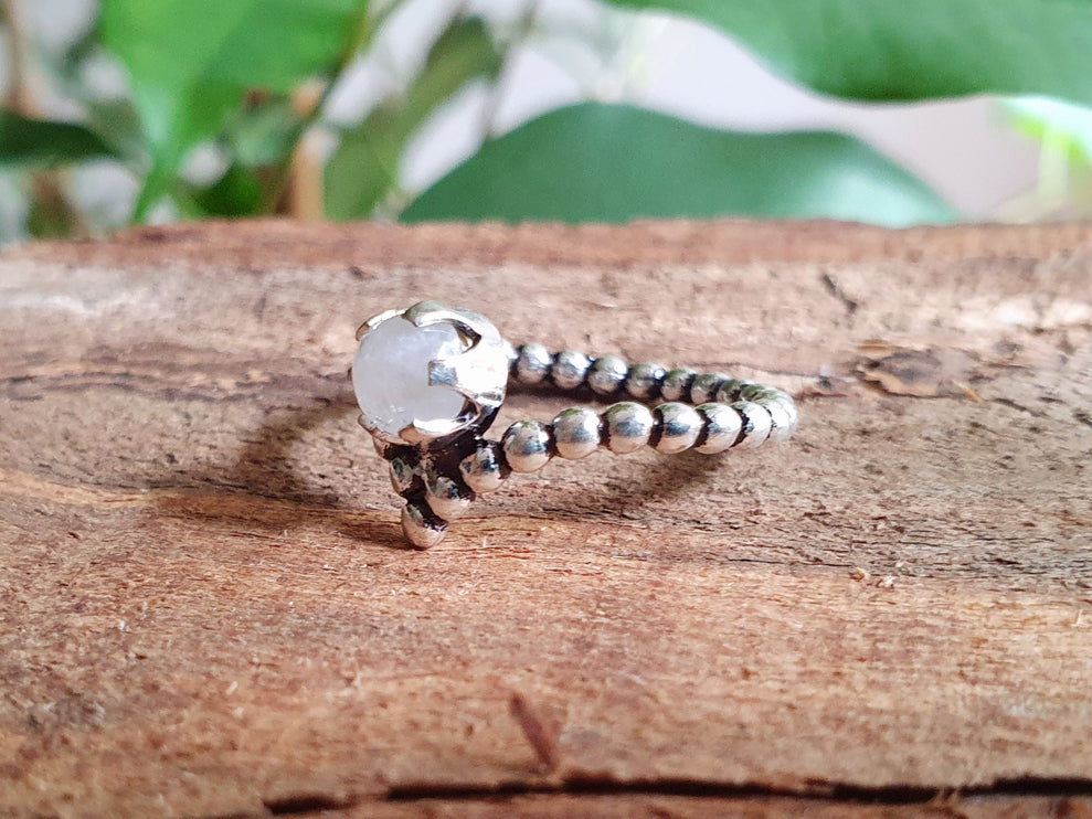 Ethnic style Silver & Moonstone / Moon / Boho / Bohemian / Psy / Rustic / Tribal / Gypsy / Festival / Healing / Festival