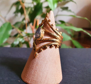 Boho Labradorite Brass Ring / Ethnic / Rustic / Festival / Tribal / Blue / Hippie / Gypsy / Psy / Stone / Healing