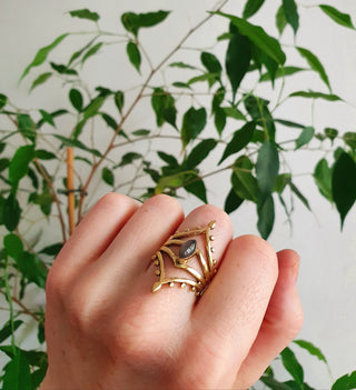 Boho Labradorite Brass Ring / Ethnic / Rustic / Festival / Tribal / Blue / Hippie / Gypsy / Psy / Stone / Healing