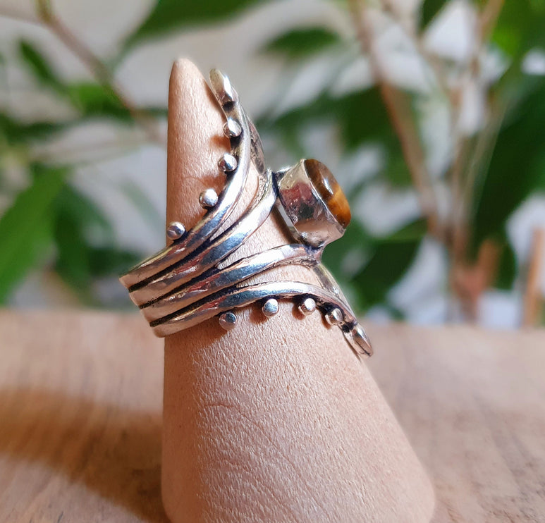 Bohemian style Tiger Eye and Silver Ring / Hippie / Boho / Ethnic / Rustic / Tribal / Gypsy / Festival / Healing / Festival / Small