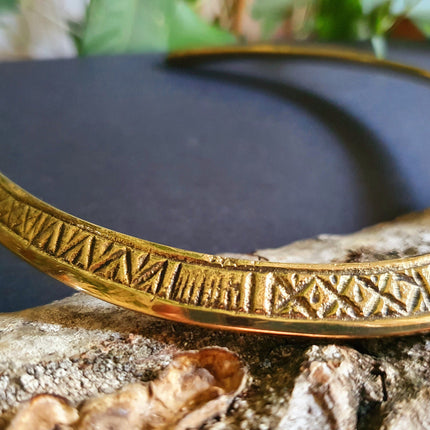 Ethnic Choker Brass Necklace / Rustic / Gypsy / Lightweight / Boho / Tribal / Hippie / Rustic / Vegan / Aztec