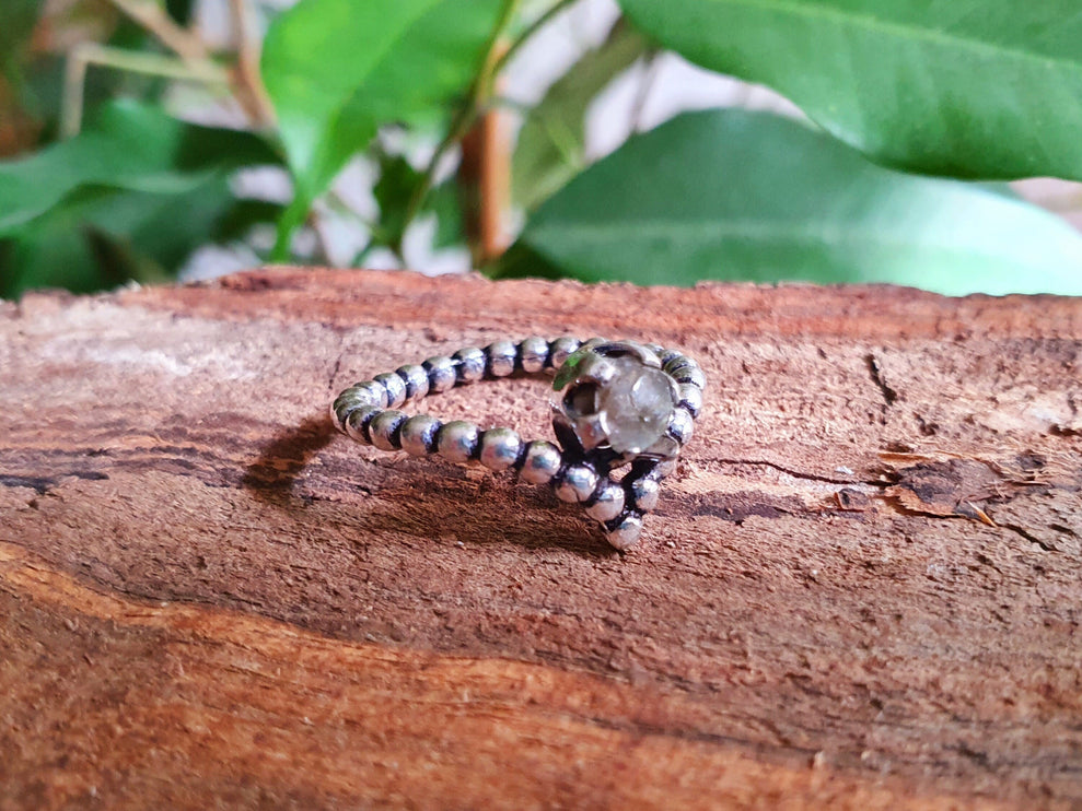 Ethnic style Silver & Labradorite / Small size / Boho / Bohemian / Rustic / Tribal / Gypsy / Festival