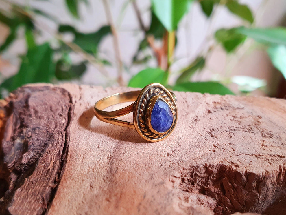 Ethnic style Brass & Lapis Lazuli Ring / Moon / Boho / Bohemian / Psy / Rustic / Tribal / Gypsy / Festival / Healing / Festival