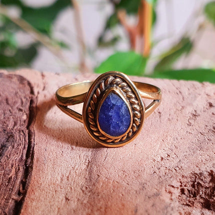 Ethnic style Brass & Lapis Lazuli Ring / Moon / Boho / Bohemian / Psy / Rustic / Tribal / Gypsy / Festival / Healing / Festival