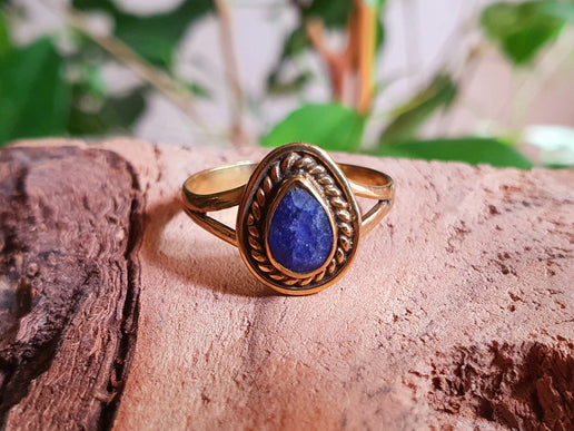 Ethnic style Brass & Lapis Lazuli Ring / Moon / Boho / Bohemian / Psy / Rustic / Tribal / Gypsy / Festival / Healing / Festival