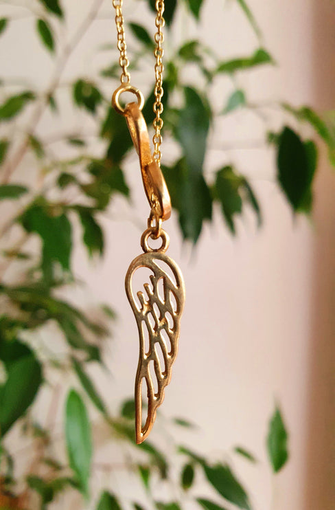 Infinity and Angel Wings Necklace Brass / Larait Minimalist / Contemporary / Boho / Modern / Chic / Pretty / Chain / Nature