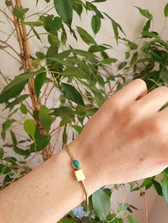 Contemporary Turquoise Golden Bracelet / Bangle / Brass / Minimalist / Ethnic / Rustic / Bohemian / Hippie / Gypsy / Psy / Body / Adjustable