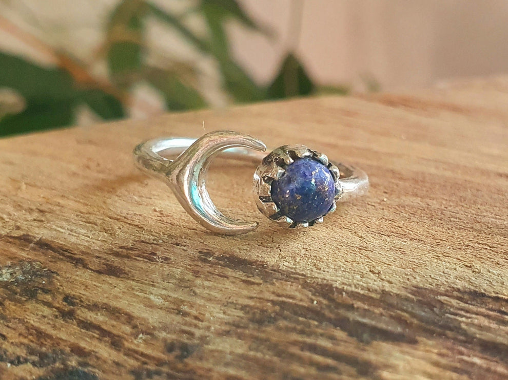 Moon Silver Ring / Lapis Lazuli / Zodiac / Purple / Boho / Ethnic / Rustic / Tribal / Gypsy / Festival / Healing / Festival