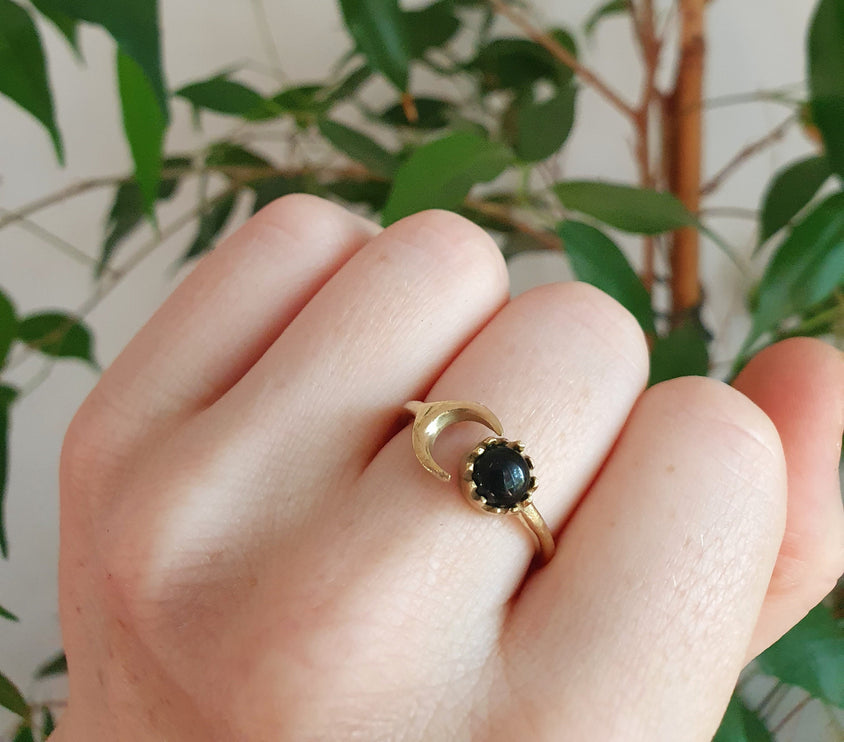 Golden Moon Ring / Black Onyx / Zodiac / Celestial / Boho / Ethnic / Rustic / Tribal / Gypsy / Festival / Healing / Festival 